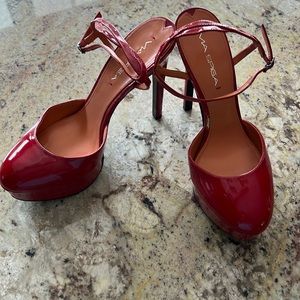 Via Spiga Red Patton leather platform high heel shoes.